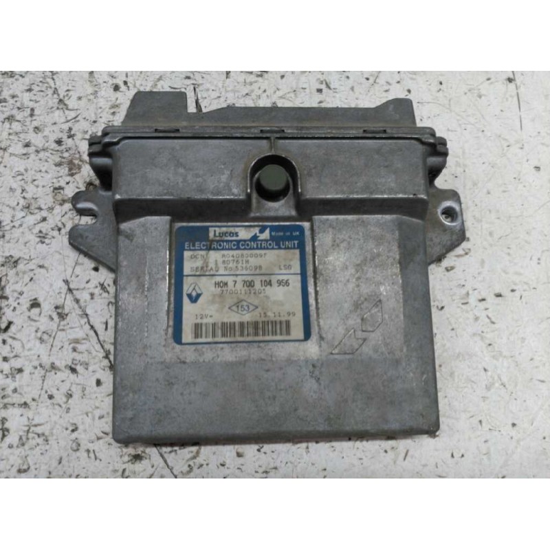 Recambio de centralita motor uce para renault clio ii fase i (b/cbo) 1.9 diesel referencia OEM IAM 7700104956 80761H 7700111205 - Gris