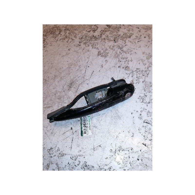 Recambio de maneta exterior delantera izquierda para bmw serie 3 berlina (e46) 323i referencia OEM IAM 51218216121  