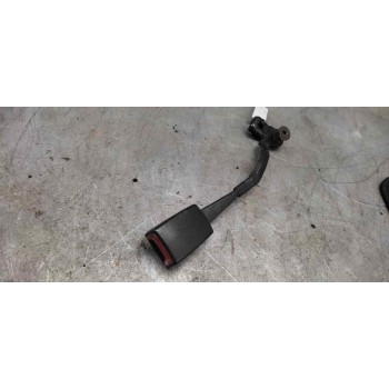 Recambio de enganche de cinturon delantero izquierdo para audi a3 (8l) 1.9 tdi ambiente referencia OEM IAM 8L0858675H  