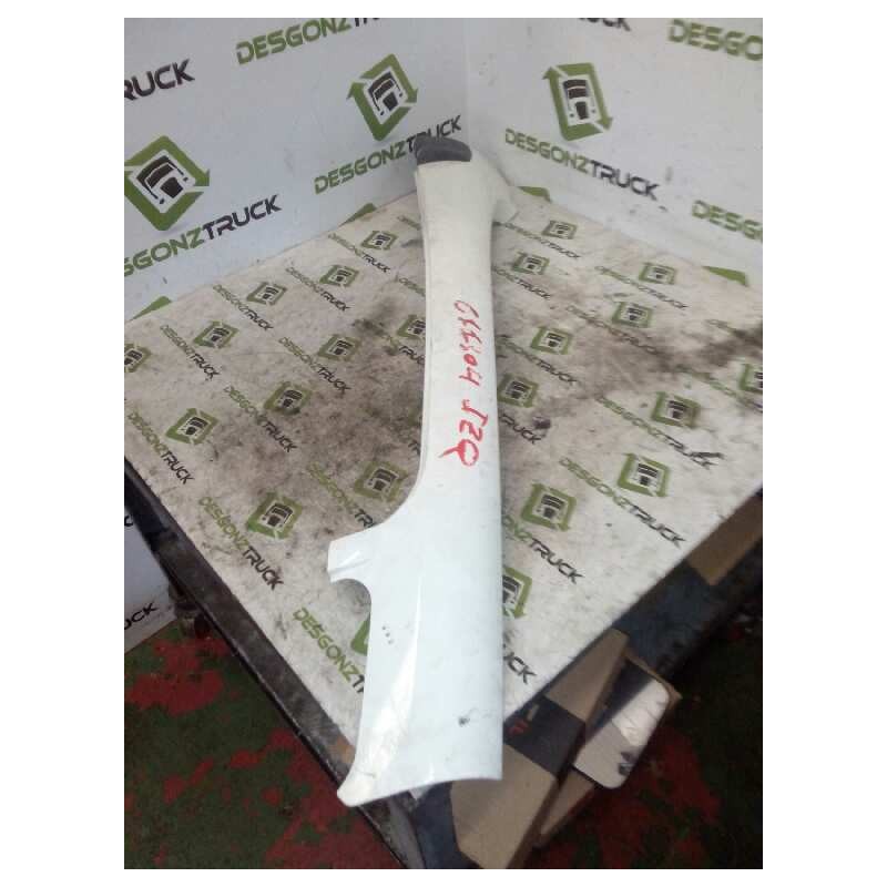 Recambio de molduras delanteras para man tg - a 18.xxx fg / bb   (e3/e4) xxl - 5-star referencia OEM IAM 81624100043  MOLDURA LU