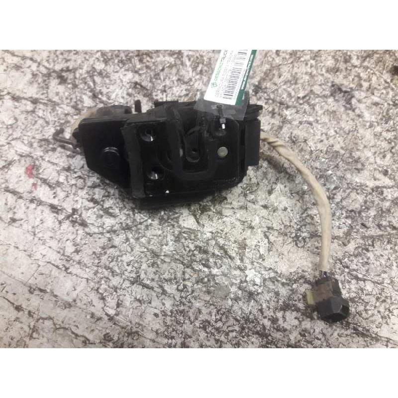 Recambio de cerradura puerta trasera izquierda para hyundai getz (tb) 1.1 básico referencia OEM IAM  5 PINS 