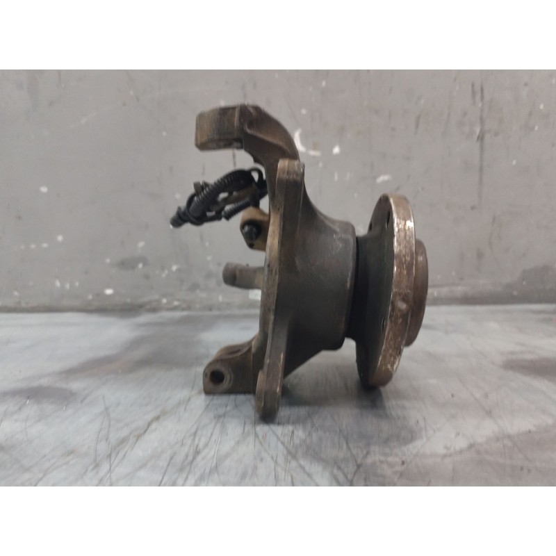 Recambio de mangueta delantera izquierda para renault master ii ph. 2 doka/pr. fgst 2.5 diesel referencia OEM IAM - Blanco 2
