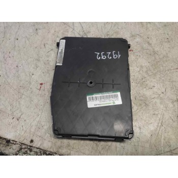 Recambio de caja reles / fusibles para renault megane ii berlina 5p authentique referencia OEM IAM 8200309690 S118400220D 