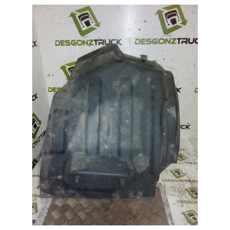 Recambio de guardabarros delantero derecho para iveco stralis (as) 10.3 diesel referencia OEM IAM 504067714 504067715 PARTE SUPE