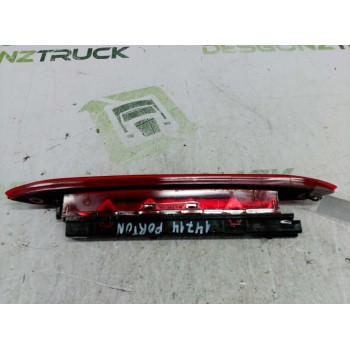 Recambio de luz central de freno para ford focus turnier (cak) ambiente referencia OEM IAM 1M5113A613AA  