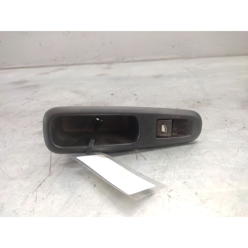Recambio de mando elevalunas trasero derecho para peugeot 3008 i monospace (0u_) 1.6 hdi referencia OEM IAM 96662297ZD  