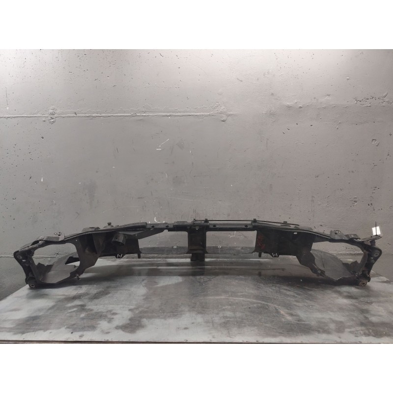 Recambio de panel frontal para renault master ii ph. 2 doka/pr. fgst 2.5 diesel referencia OEM IAM - Blanco 2