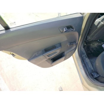 opel astra h berlina del año 2004