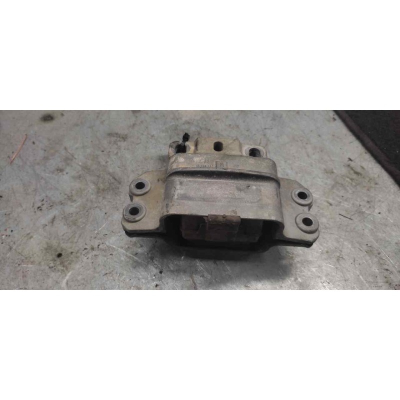 Recambio de soporte motor izquierdo para seat leon (1p1) comfort limited referencia OEM IAM 1K0199555  