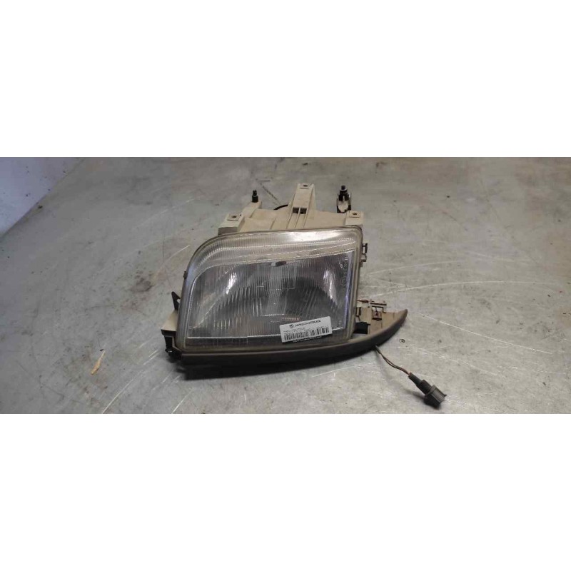 Recambio de faro izquierdo para renault clio i fase i+ii (b/c57) 1.2 referencia OEM IAM   