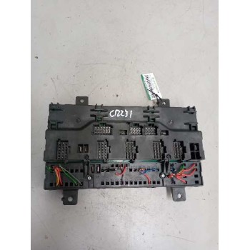 Recambio de caja reles / fusibles para volvo fh xxx 12.8 diesel referencia OEM IAM 20568055  