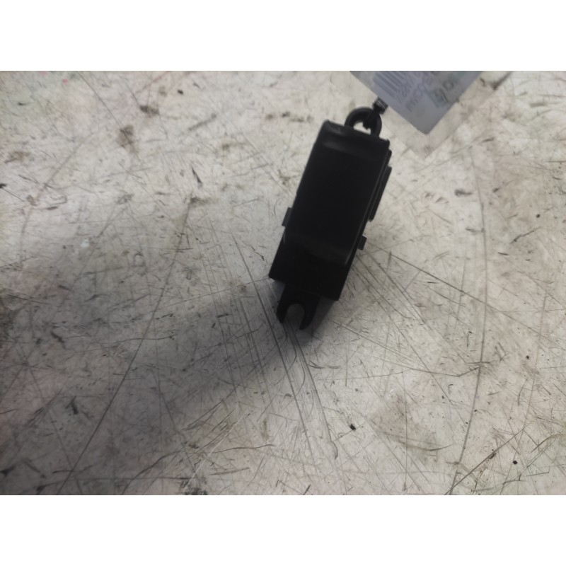 Recambio de mando elevalunas trasero izquierdo para nissan primera berlina (p12) acenta referencia OEM IAM 25411AV600 7 PINS 