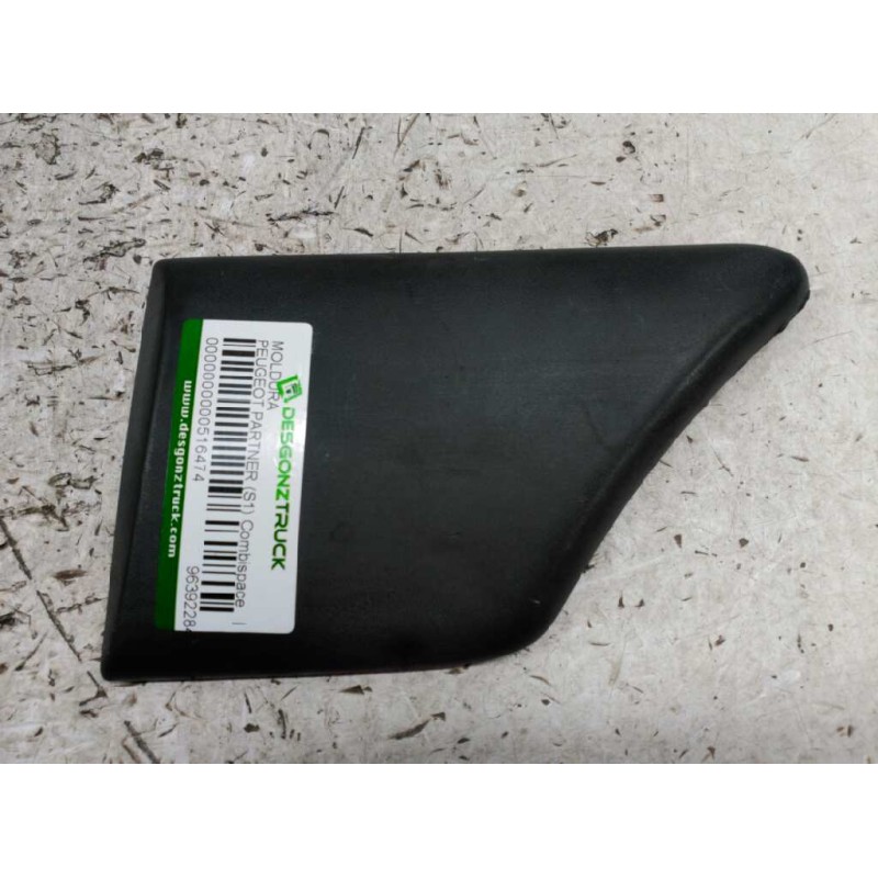 Recambio de moldura para peugeot partner (s1) combispace referencia OEM IAM 9639228477 TRASERA IZQUIERDA 15 , 5