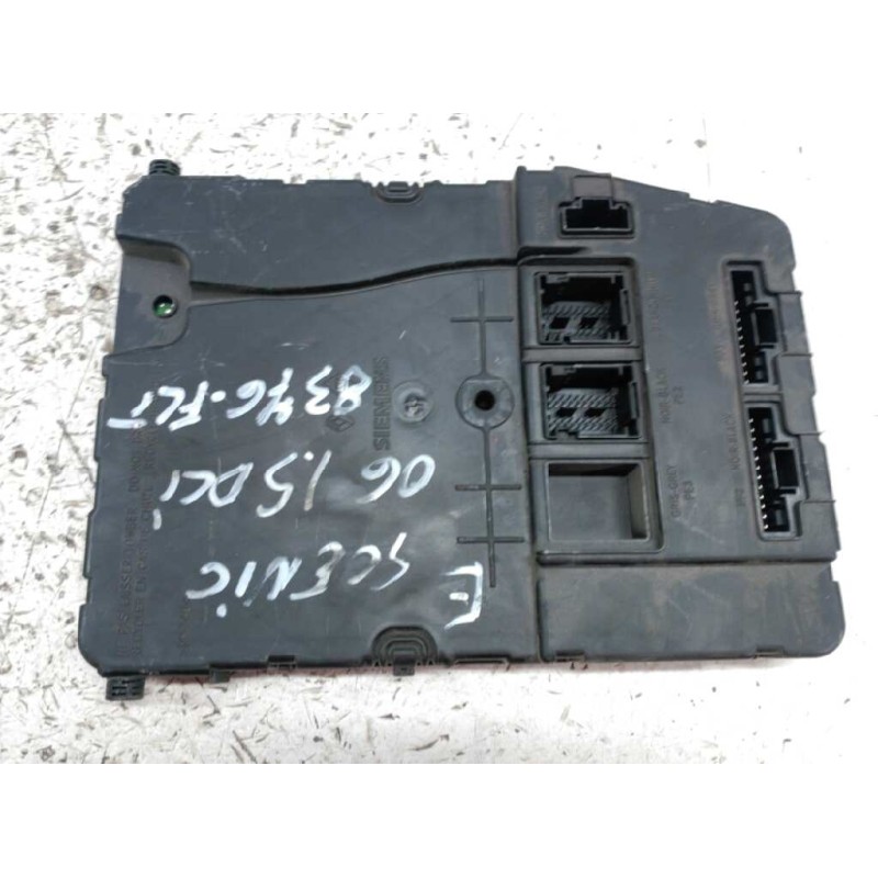 Recambio de caja reles / fusibles para renault scenic ii 1.5 dci diesel fap referencia OEM IAM 8200724363 U118400150L 