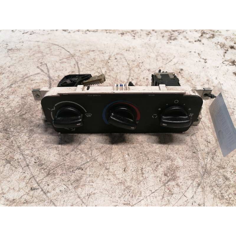 Recambio de mando calefaccion / aire acondicionado para ford transit express line '06 ft 300 k euroline referencia OEM IAM C1H18 - Blanco