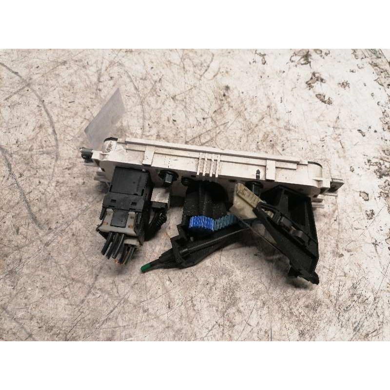 Recambio de mando calefaccion / aire acondicionado para ford transit express line '06 ft 300 k euroline referencia OEM IAM C1H18 - Blanco 2