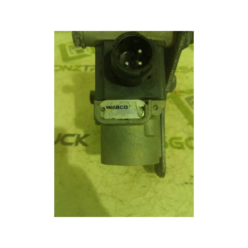 Recambio de valvula aire para scania serie p/g/r (l-clase) fsa r480 (4x2) largo cr 19 a referencia OEM IAM 4721950970  ELECTRO V - Blanco 3
