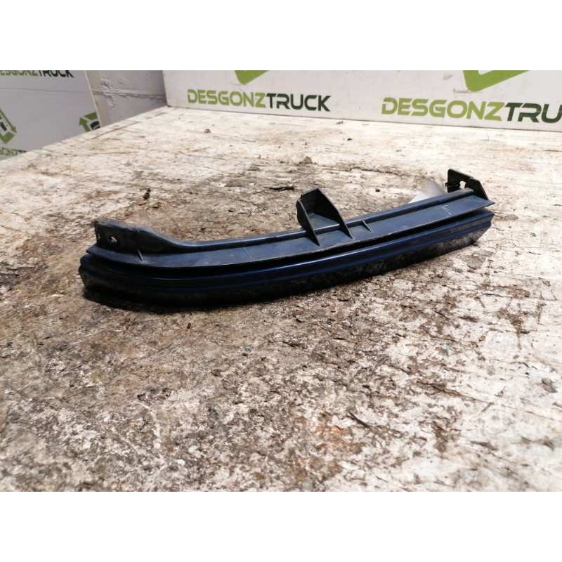 Recambio de moldura para opel zafira a blue line referencia OEM IAM 90580651 BAJO FARO IZQUIERDO 