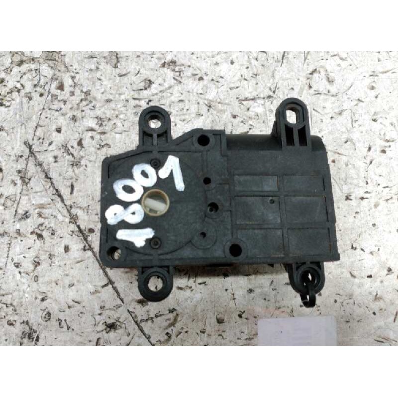 Recambio de motor regulador climatizacion para kia carnival ii 2.9 cdri ex referencia OEM IAM   