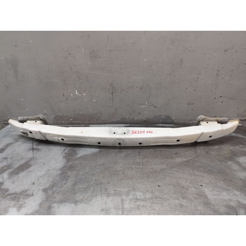 Recambio de refuerzo paragolpes delantero para renault master ii ph. 2 doka/pr. fgst 2.5 diesel referencia OEM IAM 8200189647E - Blanco