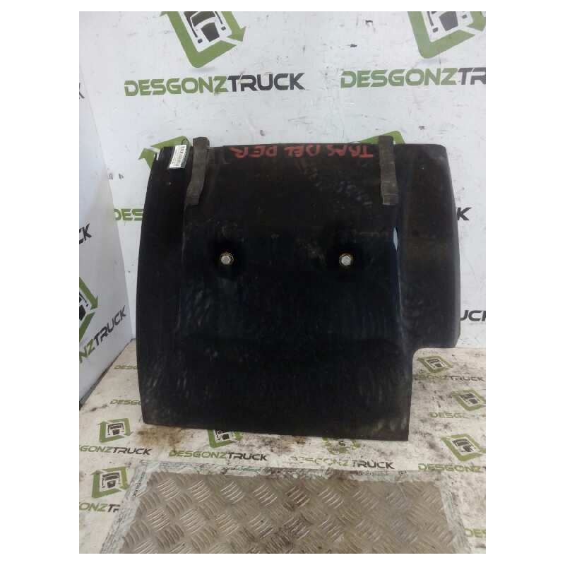 Recambio de guardabarros trasero derecho para renault 430 magnum e2 12.0 diesel referencia OEM IAM  PARTE DELANTERA 