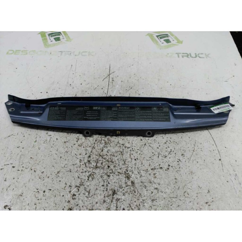 Recambio de travesaño superior para renault megane i scenic (ja0) 1.9 d alize referencia OEM IAM   