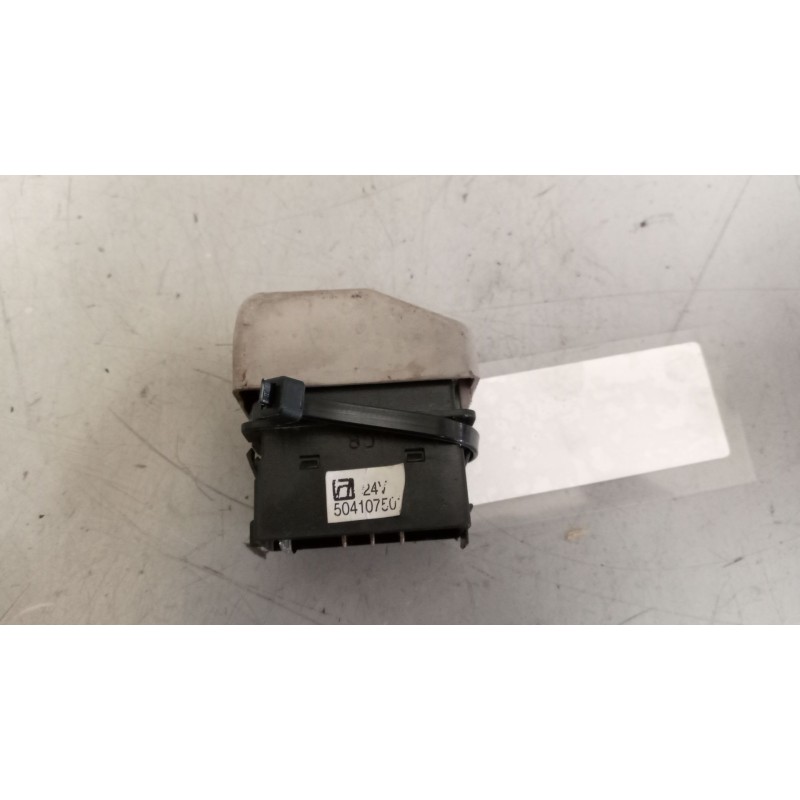 Recambio de mando cambio automatico para iveco stralis (as) 12.9 diesel referencia OEM IAM 504107501 - Rojo 2