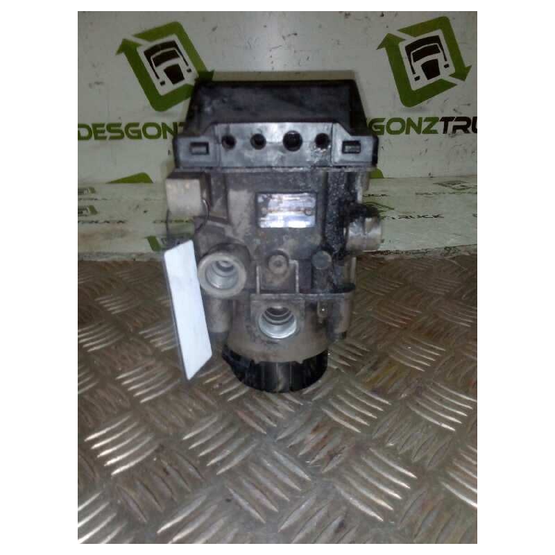 Recambio de valvula aire para renault 430 magnum e2 12.0 diesel referencia OEM IAM 0486203002  VALVULA EBS