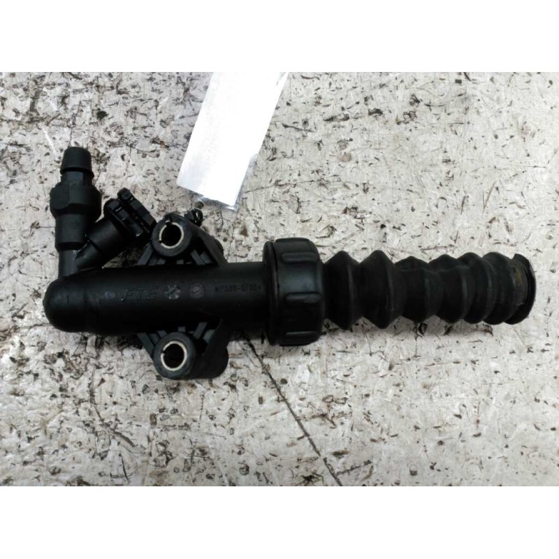 Recambio de bombin embrague para citroën c3 1.4 sx referencia OEM IAM   