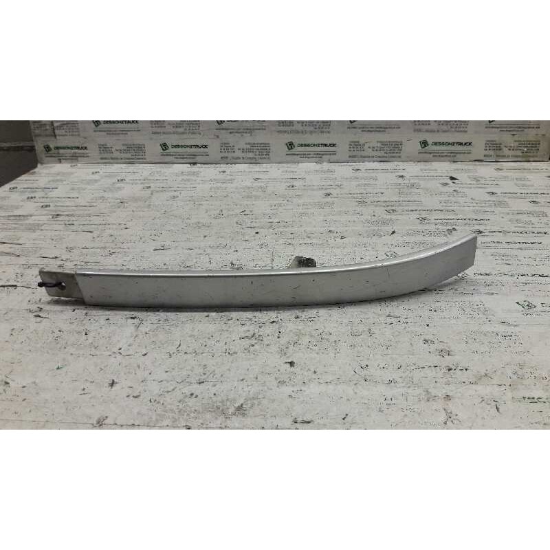 Recambio de molduras delanteras para tata safari 1.9 referencia OEM IAM 269988506309 BAJO FARO IZQ. 