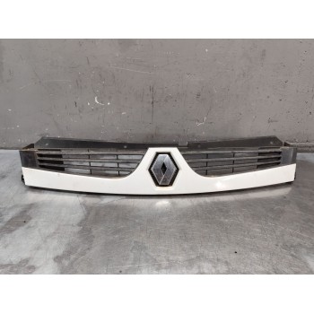 Recambio de rejilla paragolpes delantero para renault master ii ph. 2 doka/pr. fgst 2.5 diesel referencia OEM IAM   