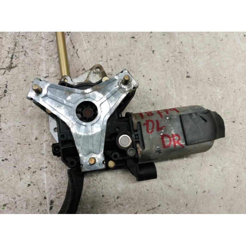 Recambio de elevalunas delantero derecho para renault 19 (b/c/l53) 1.4 referencia OEM IAM - Rojo 4