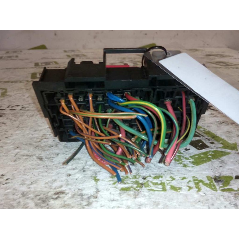 Recambio de caja reles / fusibles para ford transit mod.2000 caja abierta ft 350 2.4 largo referencia OEM IAM - Blanco 2