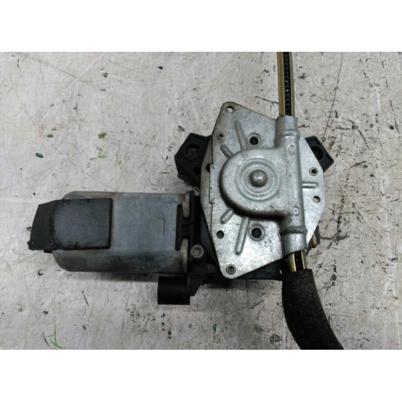 Recambio de elevalunas delantero derecho para renault 19 (b/c/l53) 1.4 referencia OEM IAM - Rojo 5