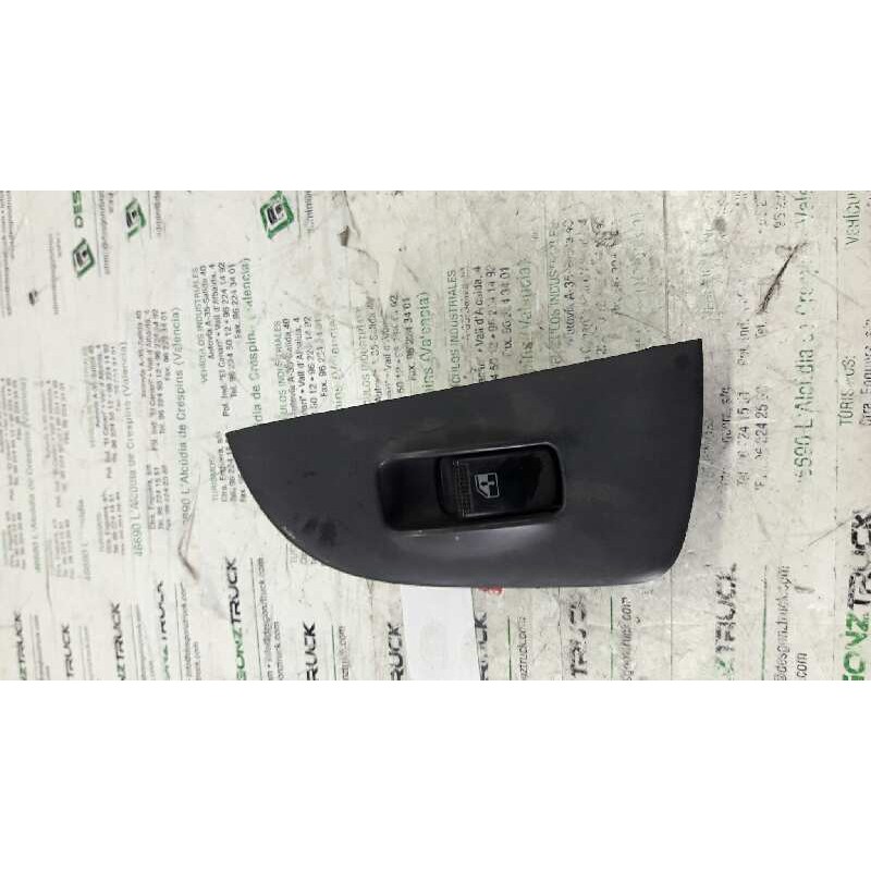 Recambio de mando elevalunas trasero izquierdo para hyundai elantra (xd) 2.0 crdi comfort (5-ptas.) referencia OEM IAM 93582-2D2 - Verde