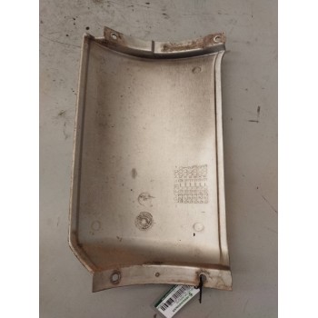 Recambio de deflector derecho para nissan trucks atleon 140 referencia OEM IAM 623809X000 623809X001 693809X002