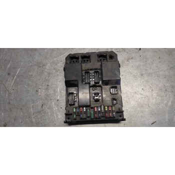 CAJA RELES / FUSIBLES 9651197580 9651196880 BSI