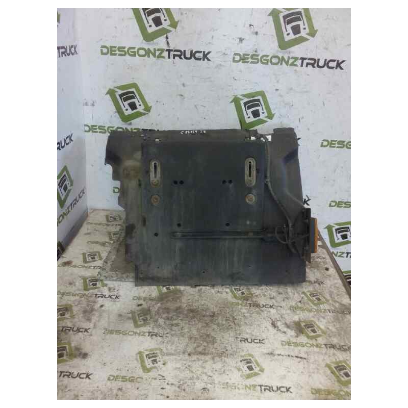 Recambio de guardabarros trasero izquierdo para renault premium route 2006 fas 4x2 larga distancia referencia OEM IAM DELANTERO 