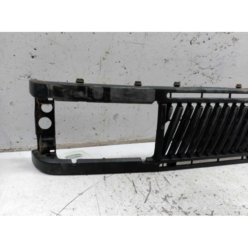 Recambio de rejilla delantera central para fiat ducato caja cerrada (desde 03.94) referencia OEM IAM - Blanco 3