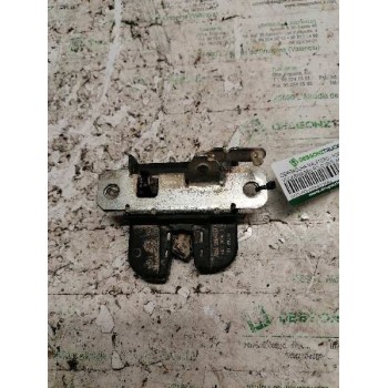 Recambio de cerradura maletero / porton para volkswagen polo (9n3) advance referencia OEM IAM 6Q6827505D 3 PINS 