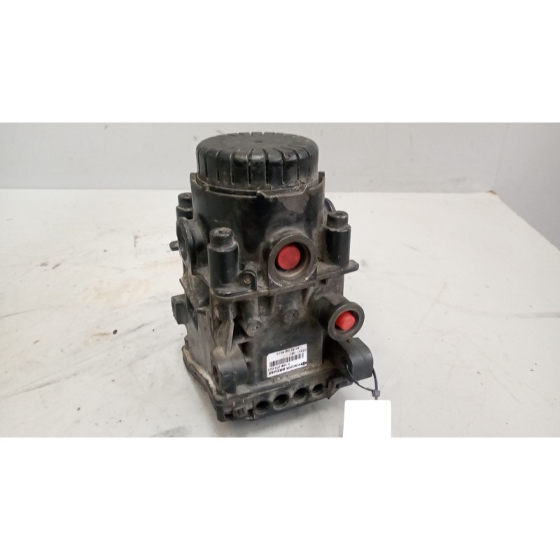 Recambio de valvula aire para man tg - a 18.xxx 12.0 diesel referencia OEM IAM 81521066013 valvula ebs 0486203023