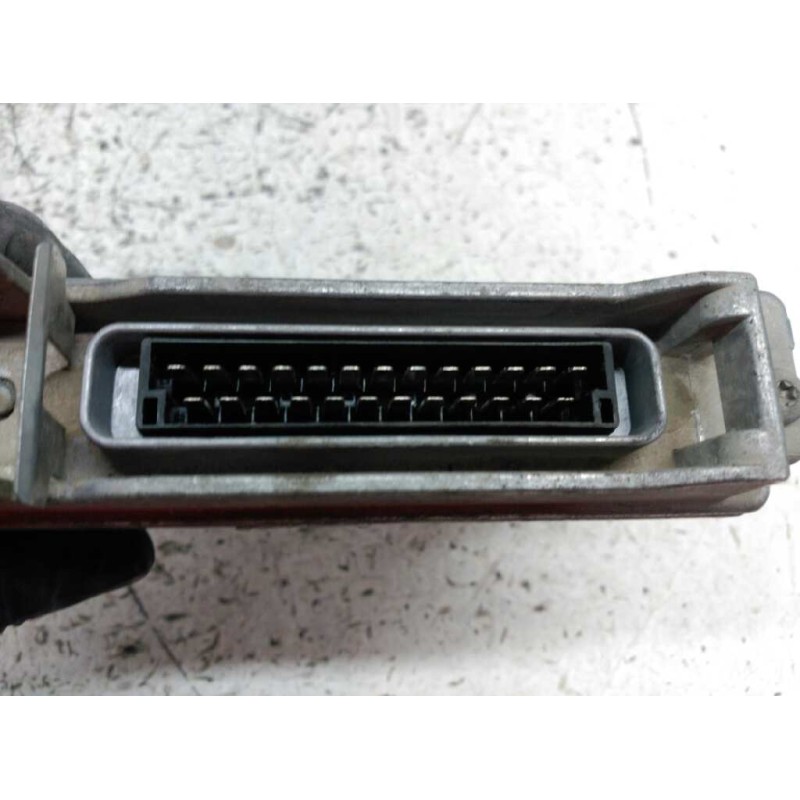 Recambio de centralita motor uce para renault trafic (desde 5.89) referencia OEM IAM 7700106482 80830D 7700110128 - Blanco 3