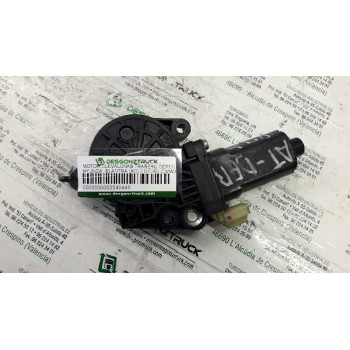 MOTOR ELEVALUNAS TRASERO DERECHO 