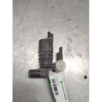 Recambio de bomba limpia para peugeot 5008 referencia OEM IAM 9643447980  2 PINS