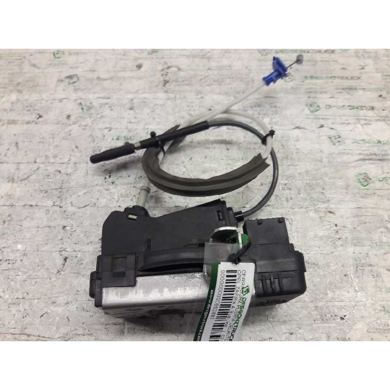 Recambio de cerradura puerta delantera izquierda para opel zafira a blue line referencia OEM IAM 24414116  