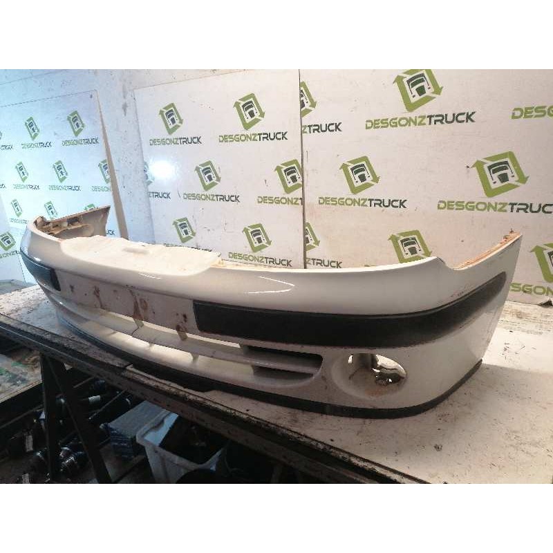 Recambio de paragolpes delantero para renault megane i fase 2 berlina (ba0) 1.4 16v authentique referencia OEM IAM - Blanco 4