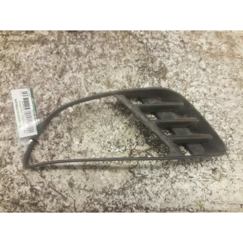 Recambio de tapa antiniebla izquierda para ford fiesta (cbk) ambiente referencia OEM IAM 2S6119953B  