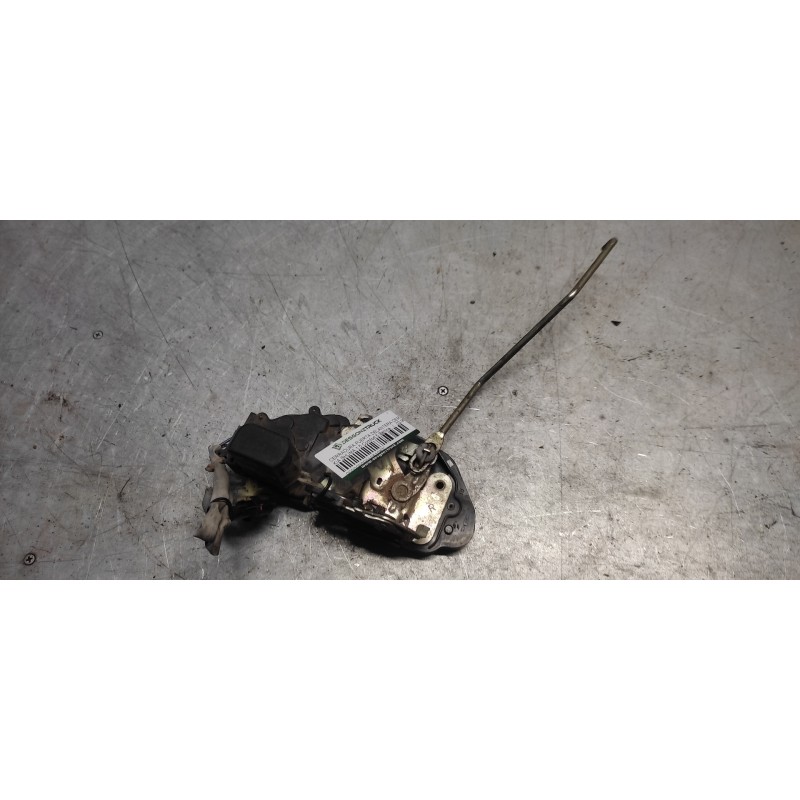 Recambio de cerradura puerta delantera derecha para kia shuma 1.5 comfort 5 berlina referencia OEM IAM  2 PINS 2