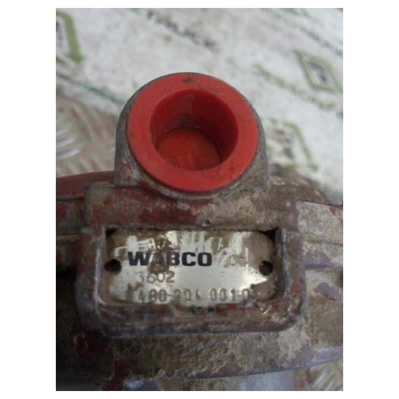 Recambio de valvula aire para iveco eurocargo tector chasis  (modelo 180 e 28) tráfico urbano referencia OEM IAM 4802040010  VAL 2