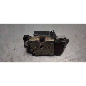 CERRADURA PUERTA TRASERA DERECHA 4 PINS 